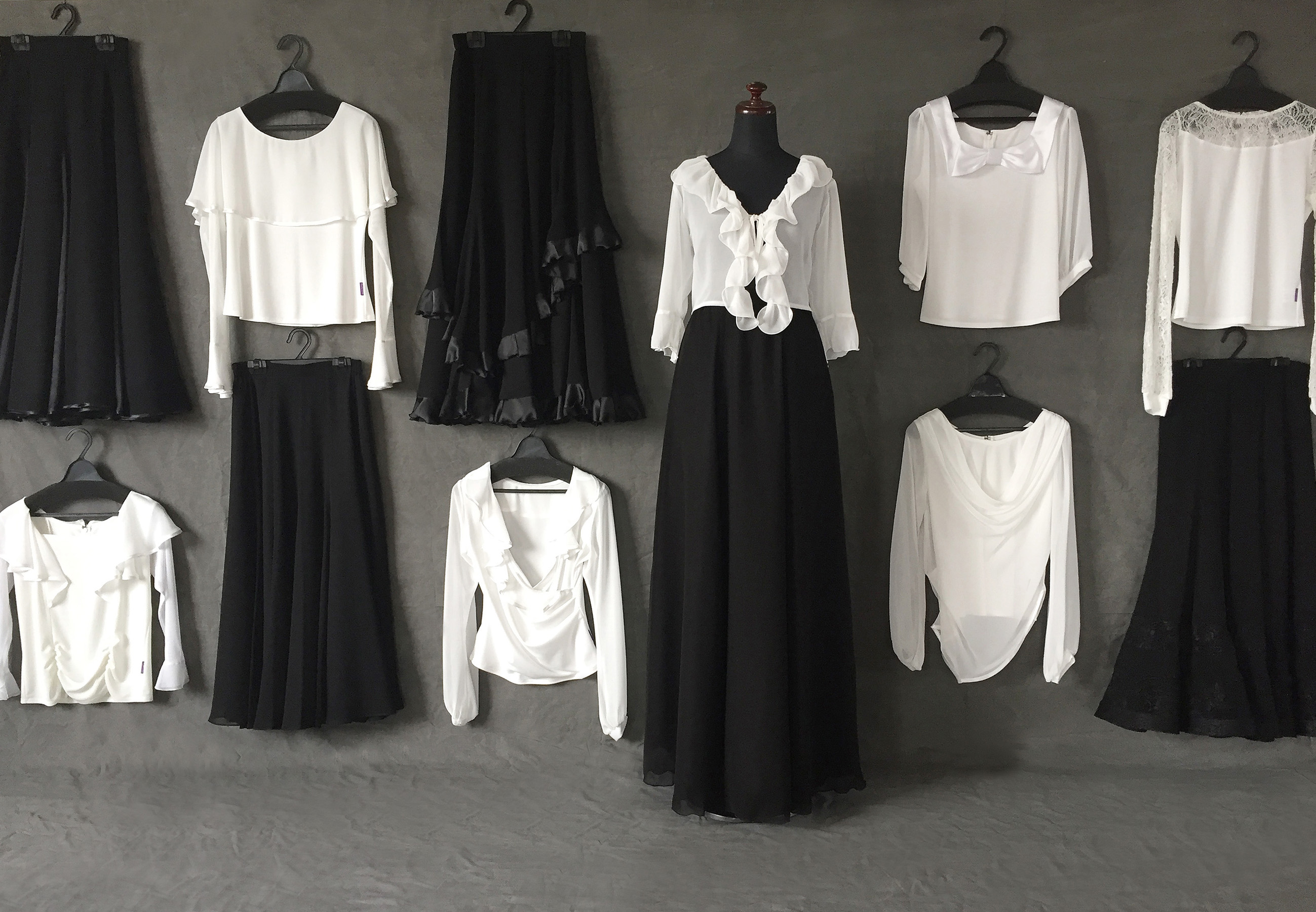 PAPILLON chorus & concert costume image